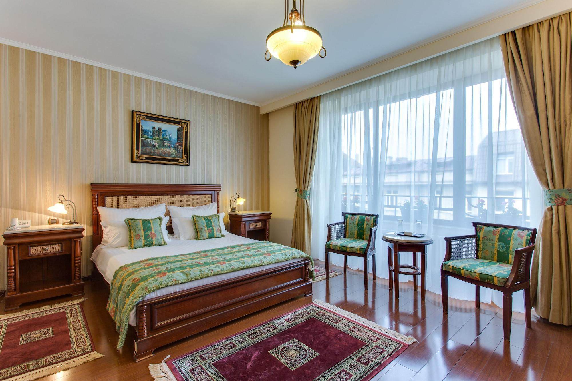 Vila Paris Boutique Hotel Bucarest Esterno foto