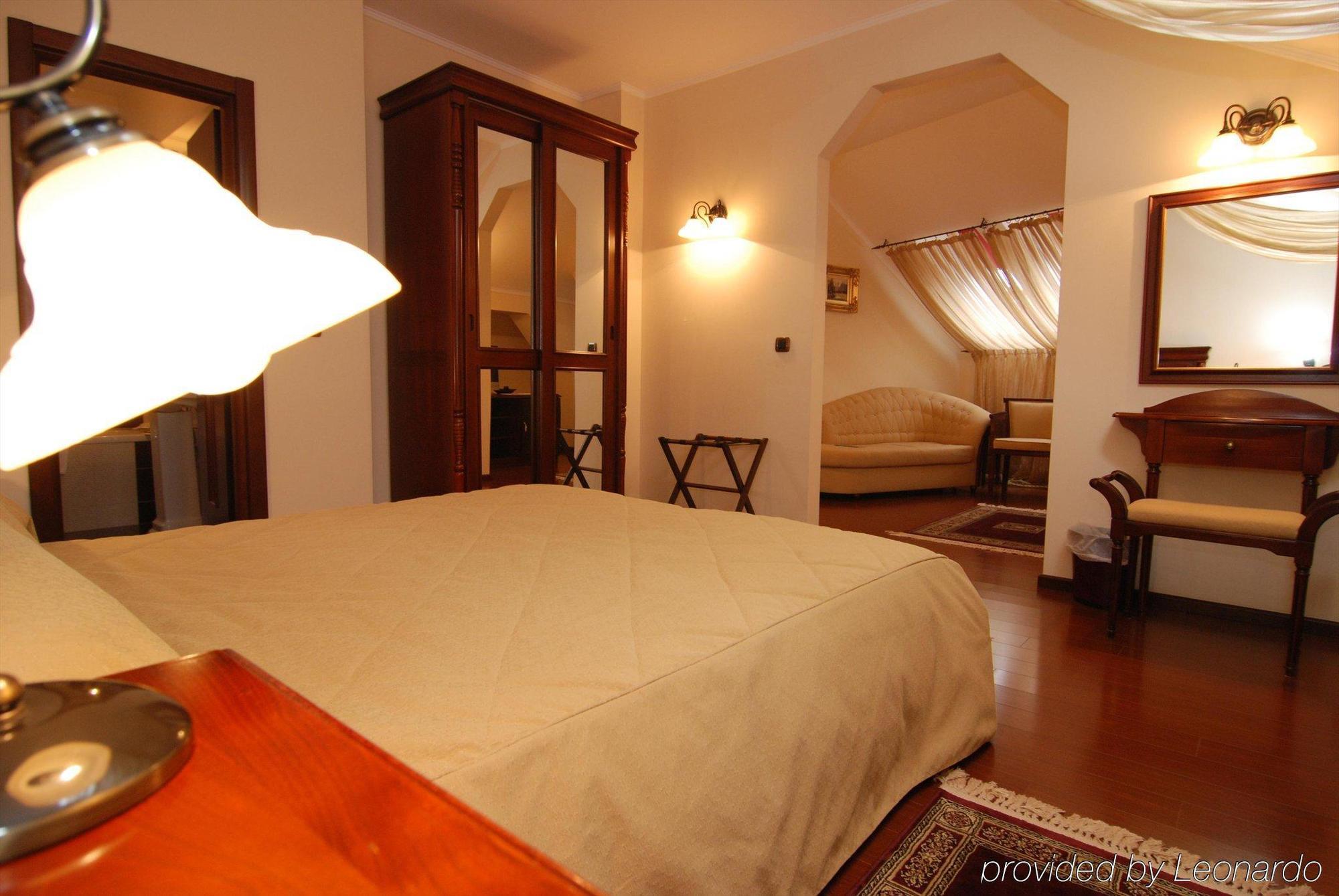 Vila Paris Boutique Hotel Bucarest Camera foto