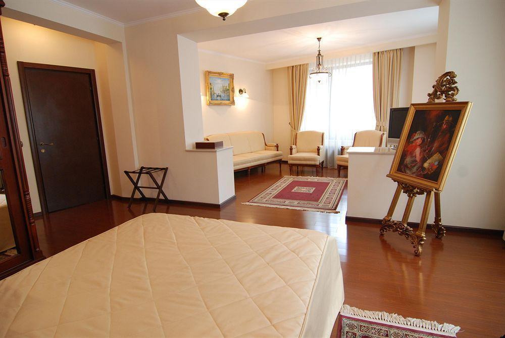 Vila Paris Boutique Hotel Bucarest Camera foto