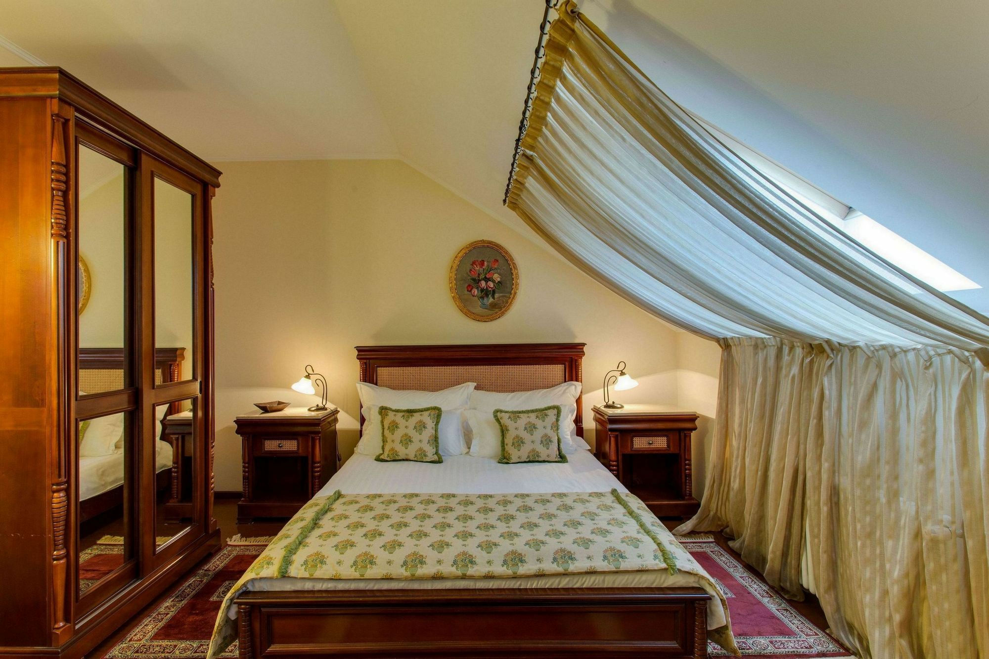 Vila Paris Boutique Hotel Bucarest Esterno foto
