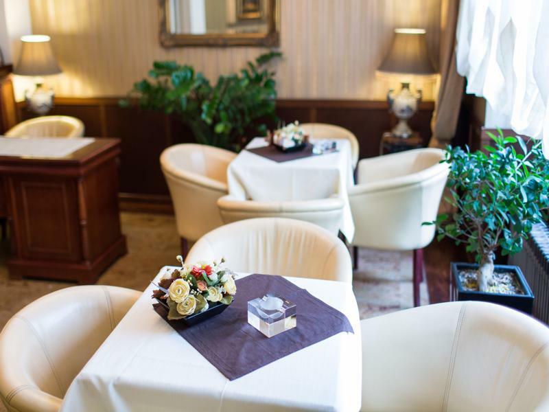 Vila Paris Boutique Hotel Bucarest Esterno foto